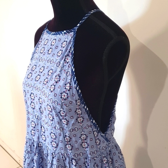 Tigerlily Size 8 Racerback Blue Floral Boho Dress - Picture 3 of 9